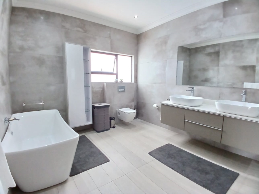 3 Bedroom Property for Sale in Heron Banks Golf Estate Free State